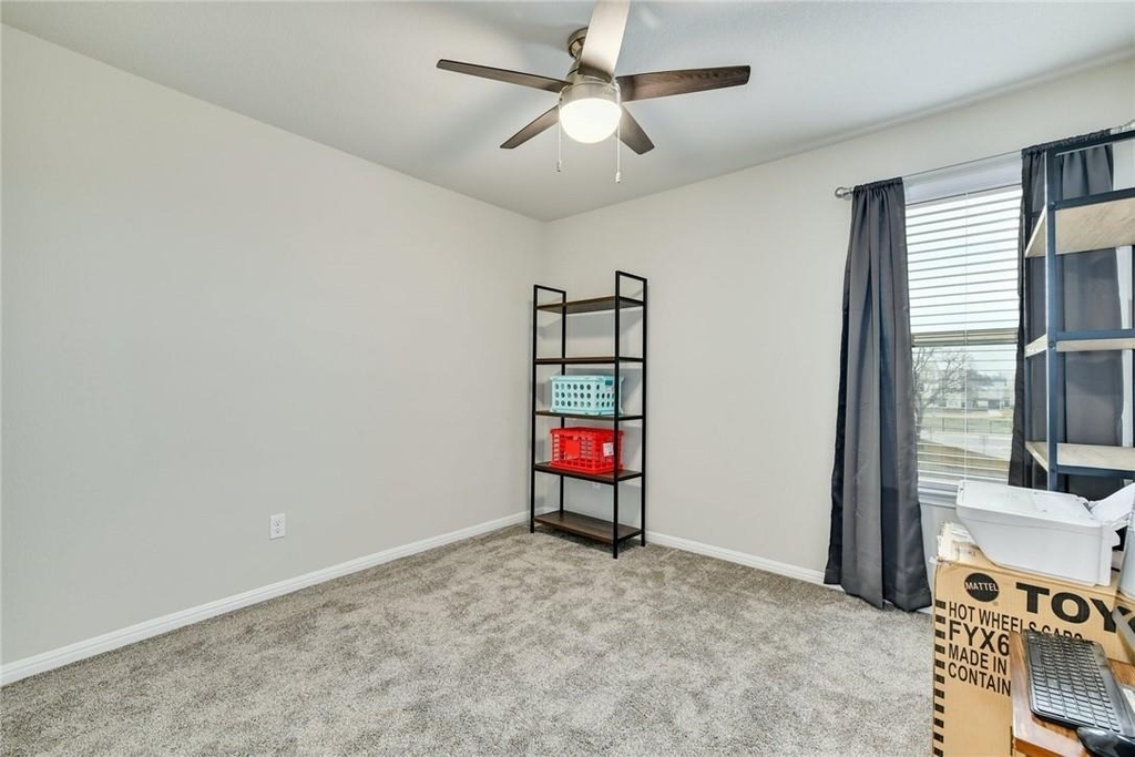 400 Lewisville Ln - Photo 19