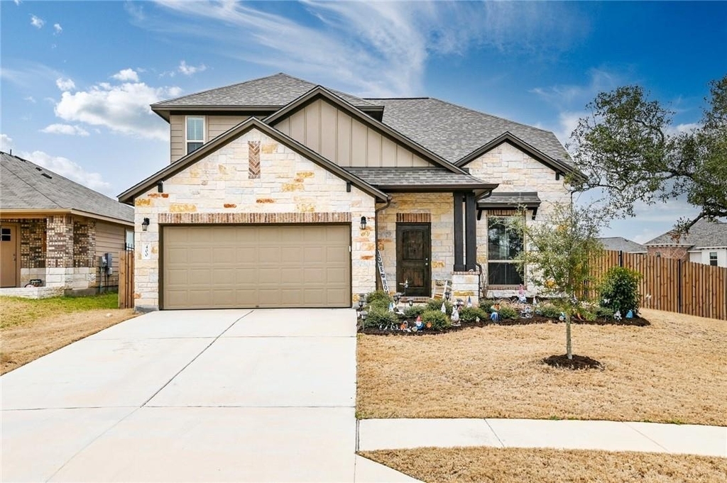 400 Lewisville Ln - Photo 0