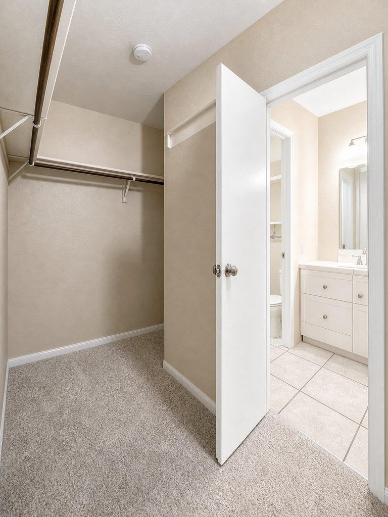 1105 Green Meadow Dr - Photo 8
