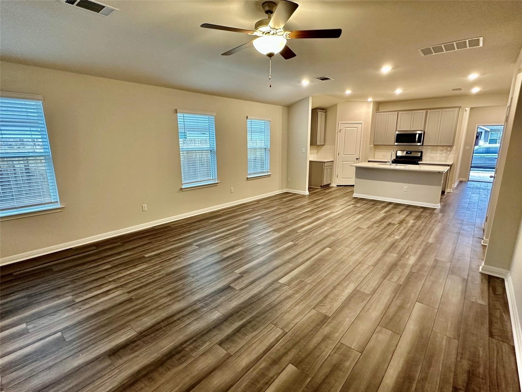 120 Oakdale Meadows Ln - Photo 9