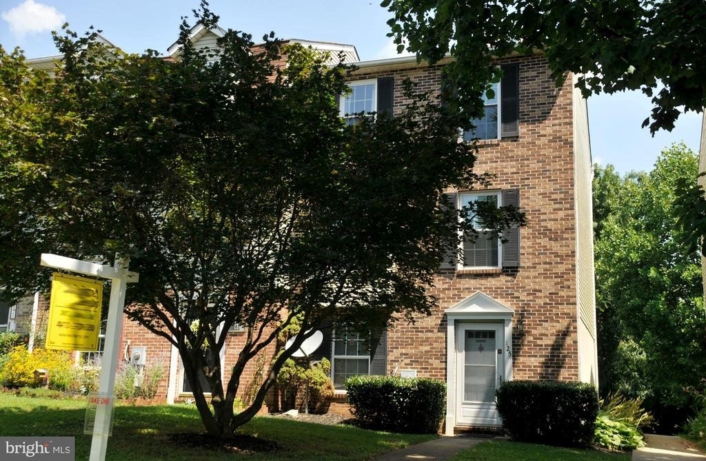 125 North Towne Court - Photo 16