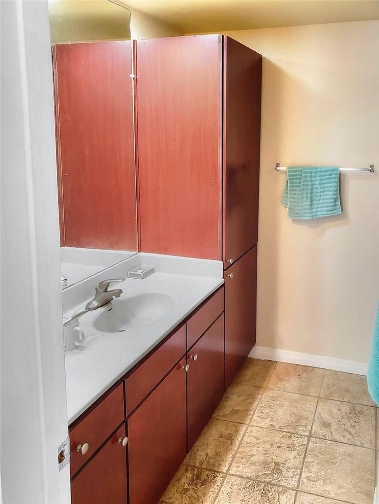 2505 San Gabriel St - Photo 7