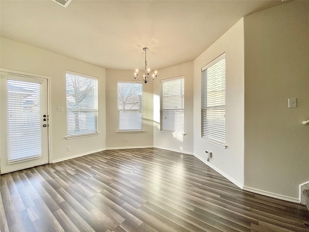18524 Mammoth Cave Blvd - Photo 11