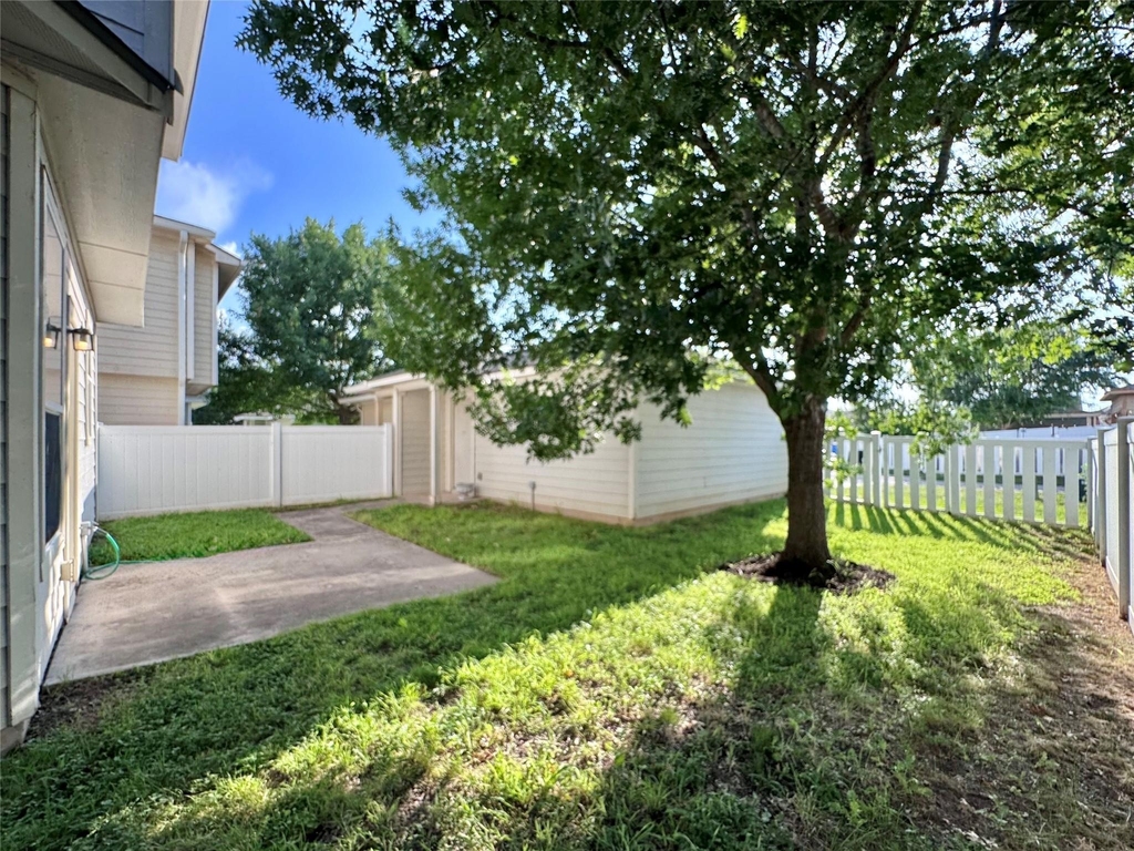 18524 Mammoth Cave Blvd - Photo 27