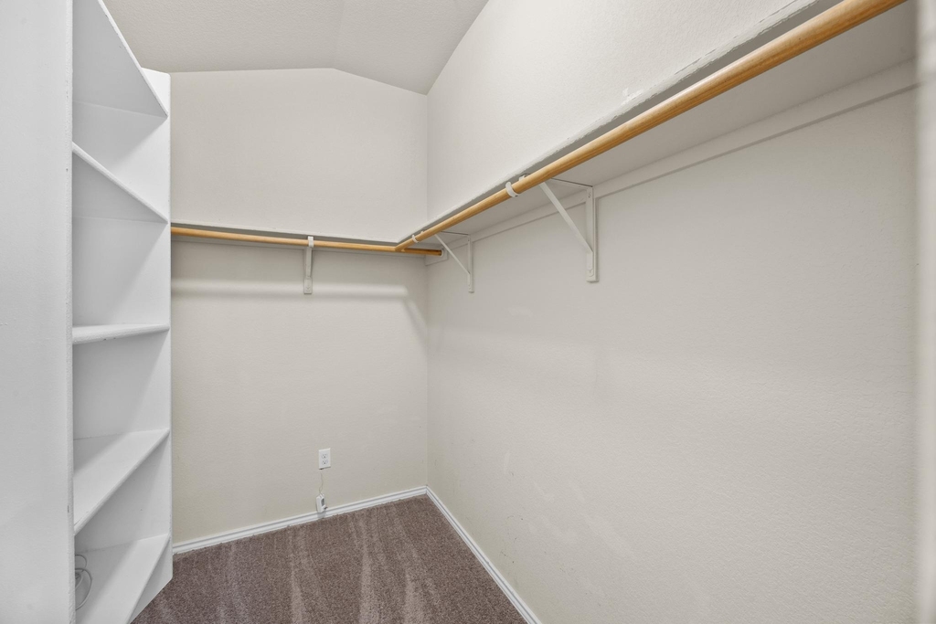 1310 W Parmer Ln - Photo 12