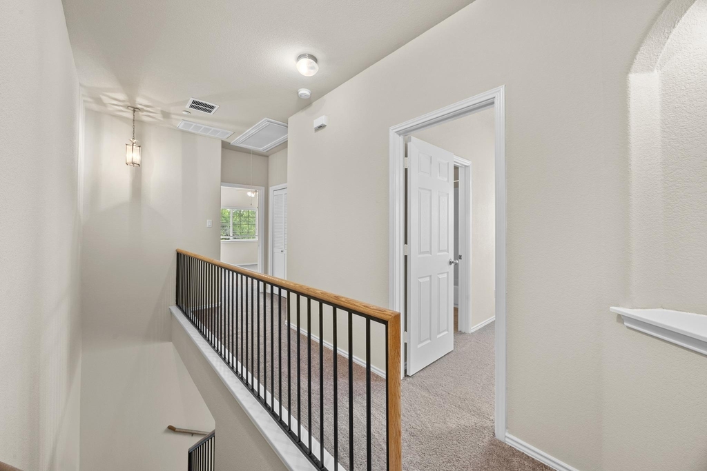 1310 W Parmer Ln - Photo 9