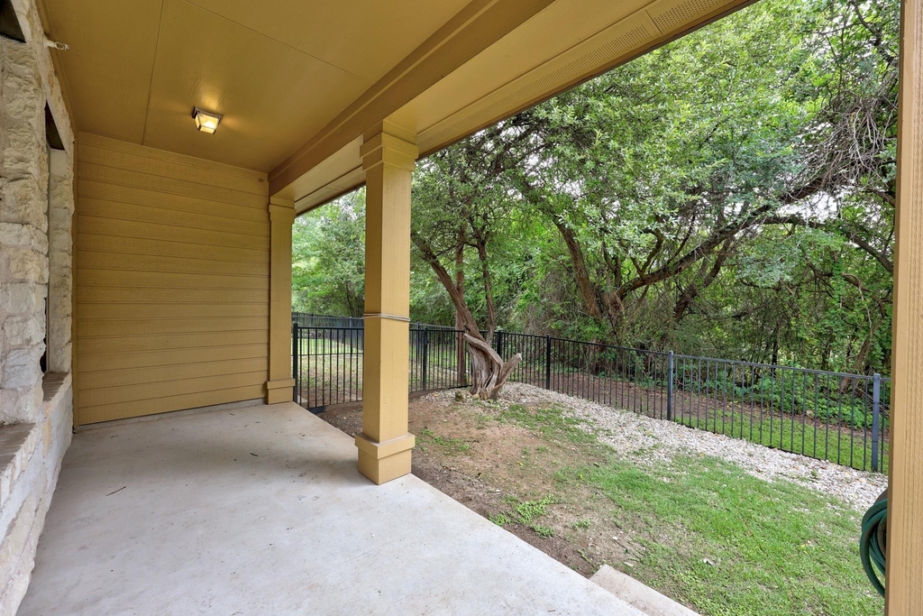 1310 W Parmer Ln - Photo 7