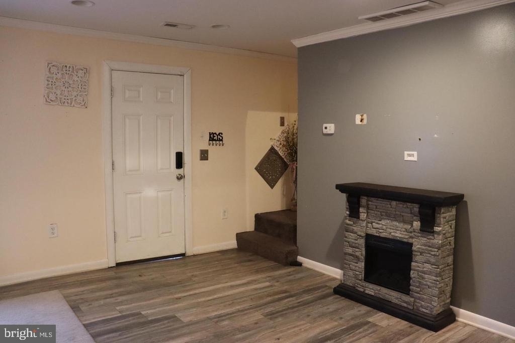 410 Winters Lane - Photo 13