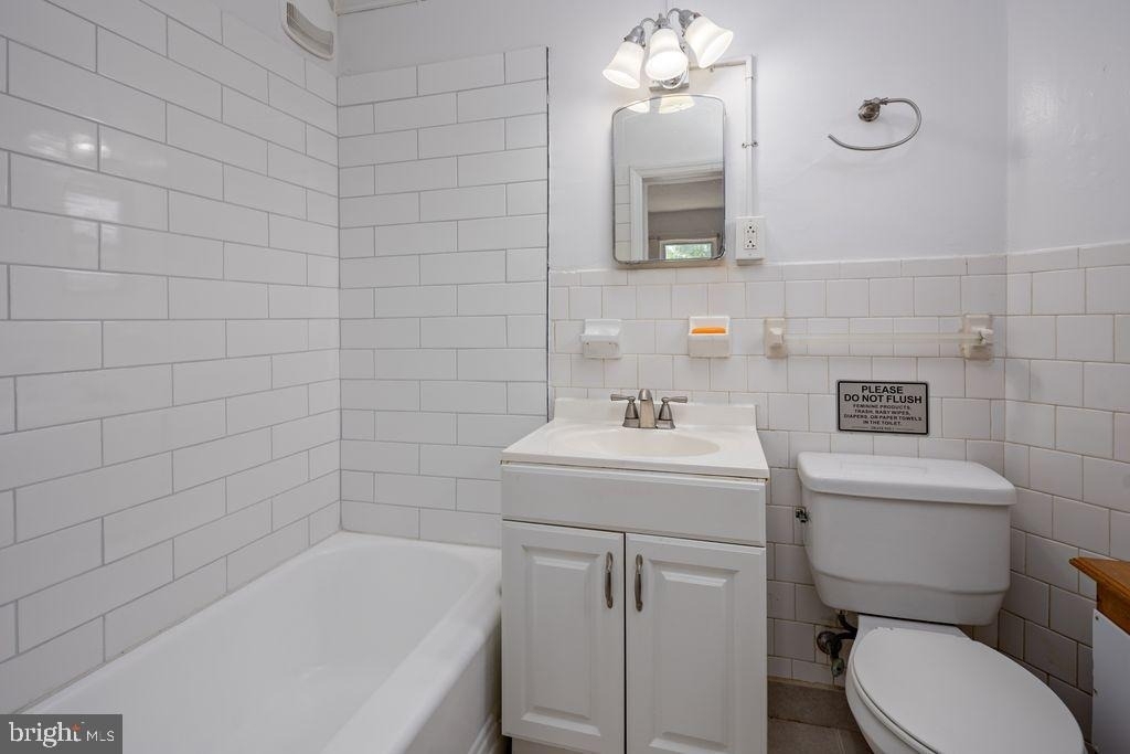 5107 Leeds - Photo 8