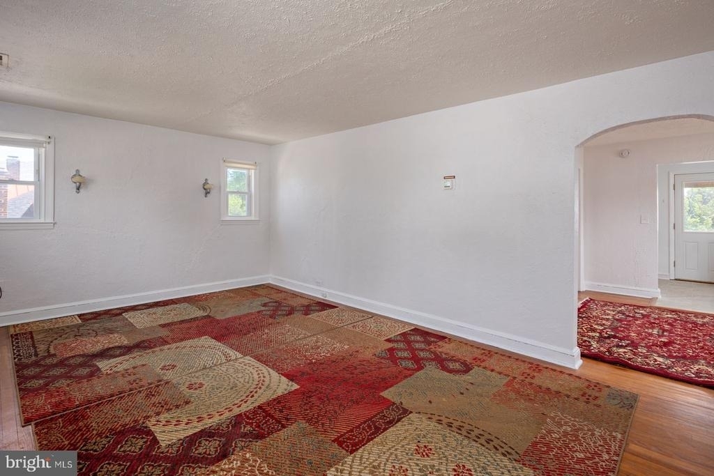 5107 Leeds Avenue - Photo 6