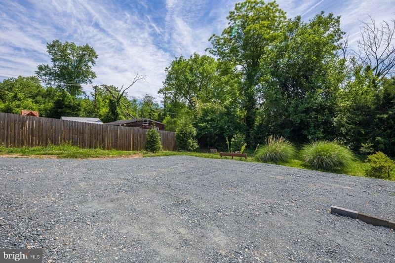 5107 Leeds Avenue - Photo 10