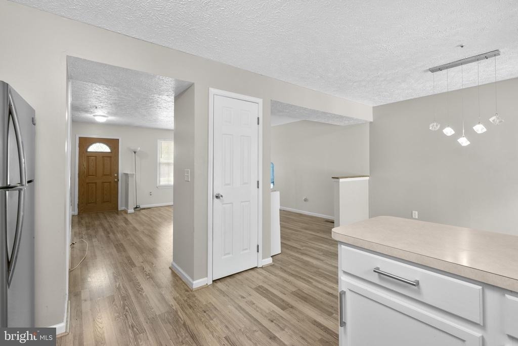 1043 Debbie Avenue - Photo 14