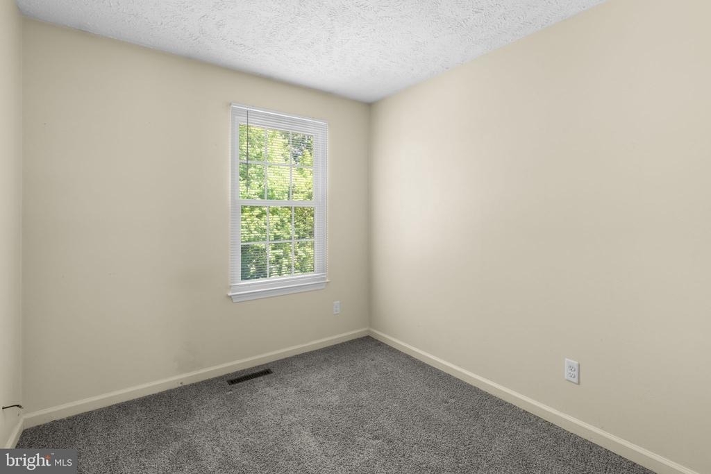 1043 Debbie Avenue - Photo 21