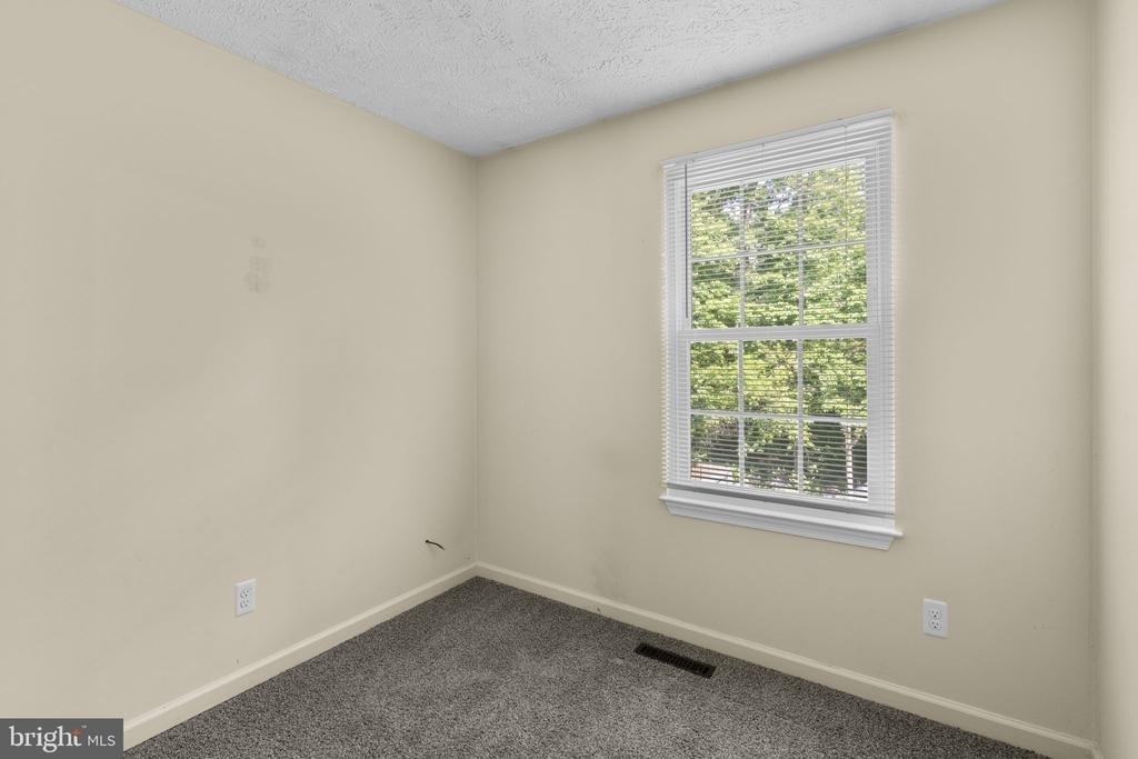 1043 Debbie Avenue - Photo 22