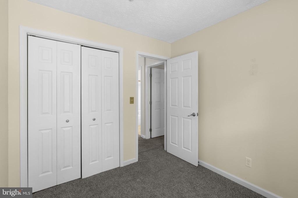 1043 Debbie Avenue - Photo 23