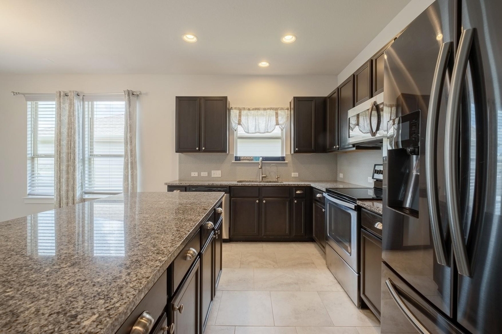 228 Trellis Blvd - Photo 6