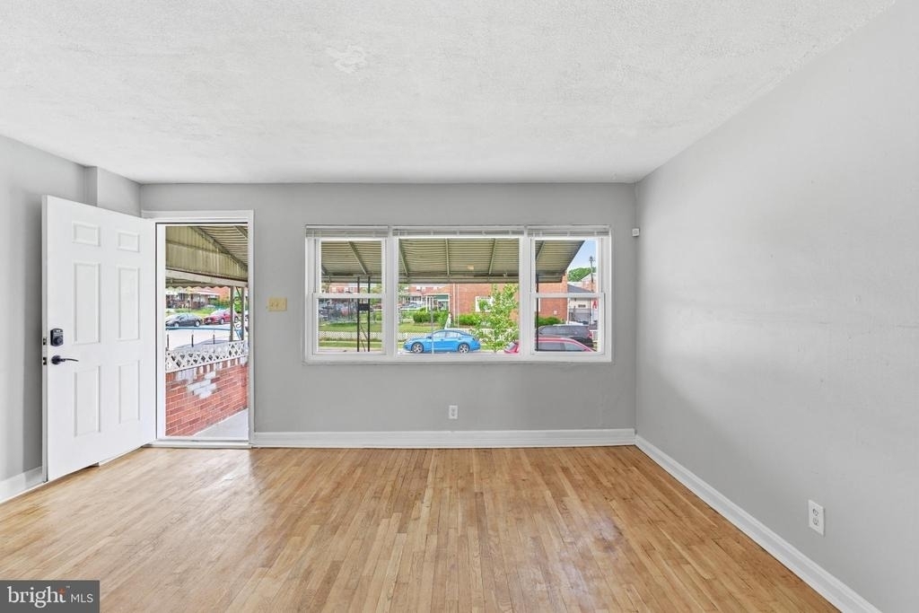 849 Loalan Avenue - Photo 8