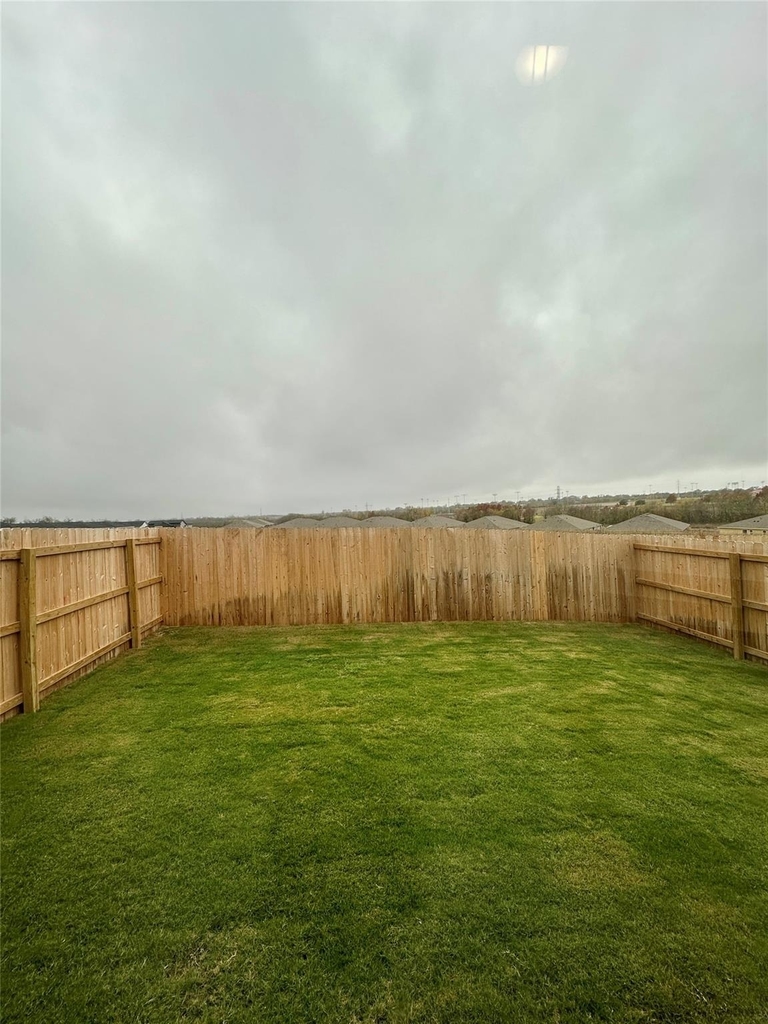 2321 Ocean Ave - Photo 17