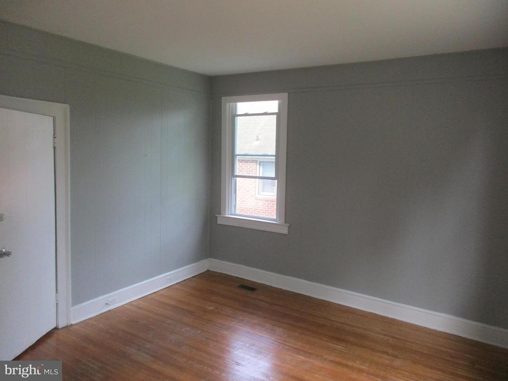 2805 Oakley Avenue - Photo 6
