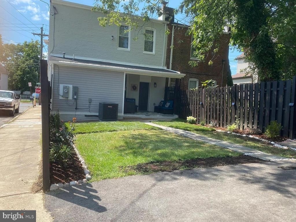 2912 Grindon Avenue - Photo 29