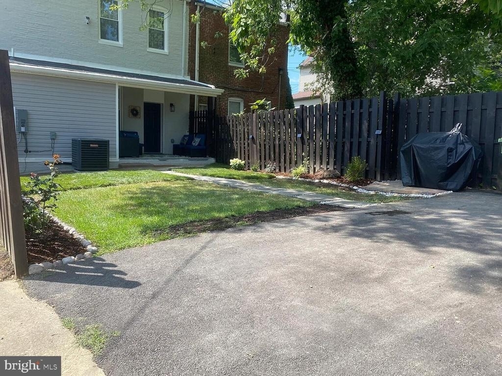 2912 Grindon Avenue - Photo 27
