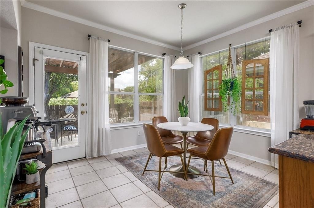 6819 Telluride Trl - Photo 10