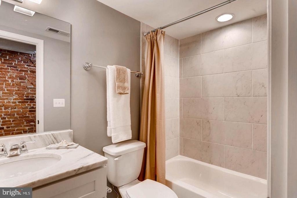 1751 S Hanover Street - Photo 17