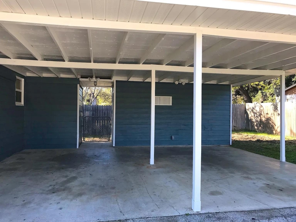 902 N Wall St - Photo 11