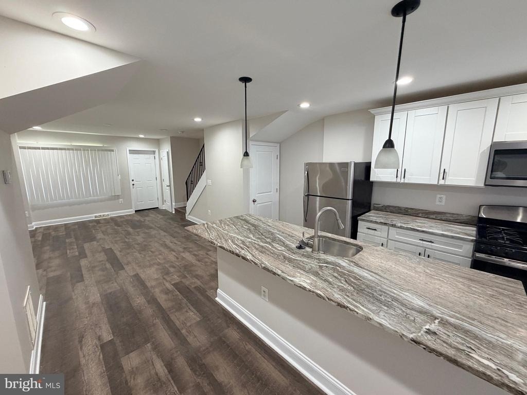 607 Cheraton Road - Photo 5