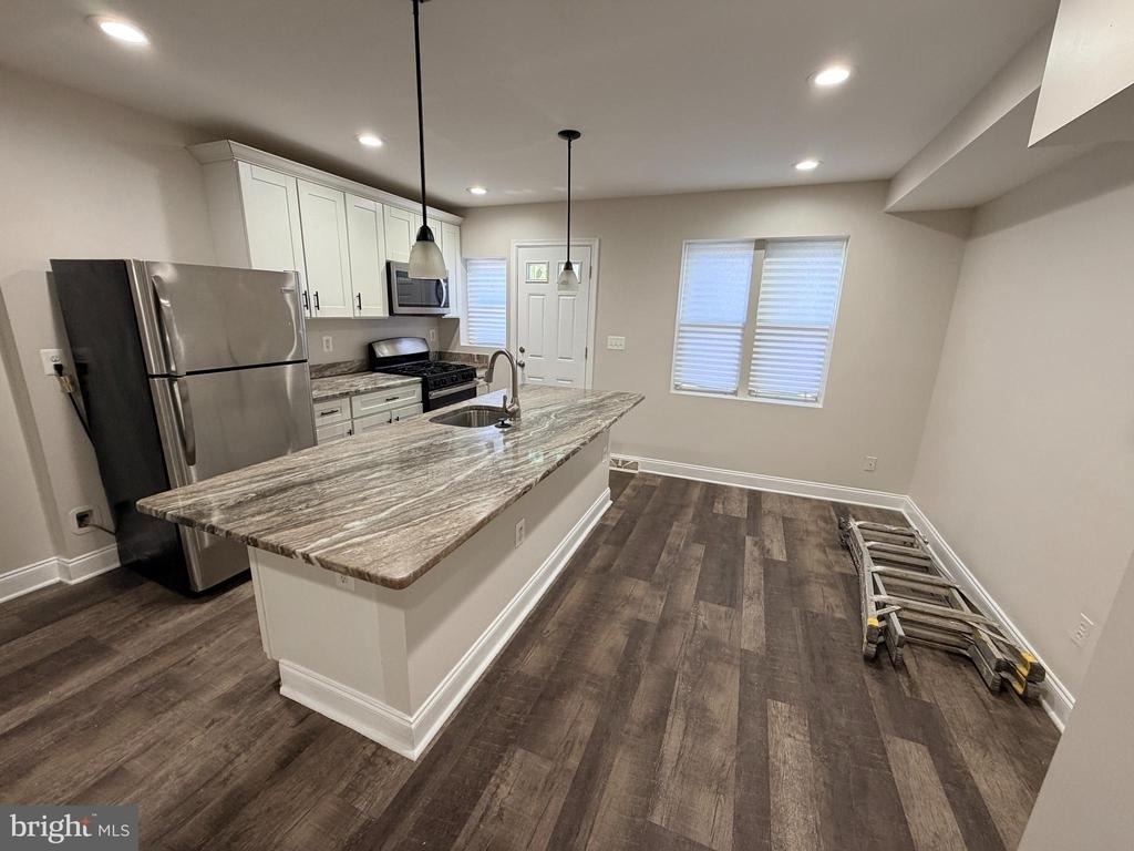 607 Cheraton Road - Photo 4
