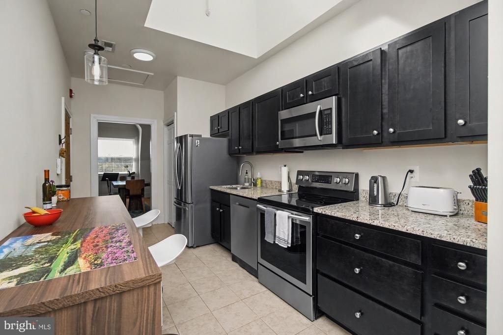 1625 Saint Paul Street - Photo 8