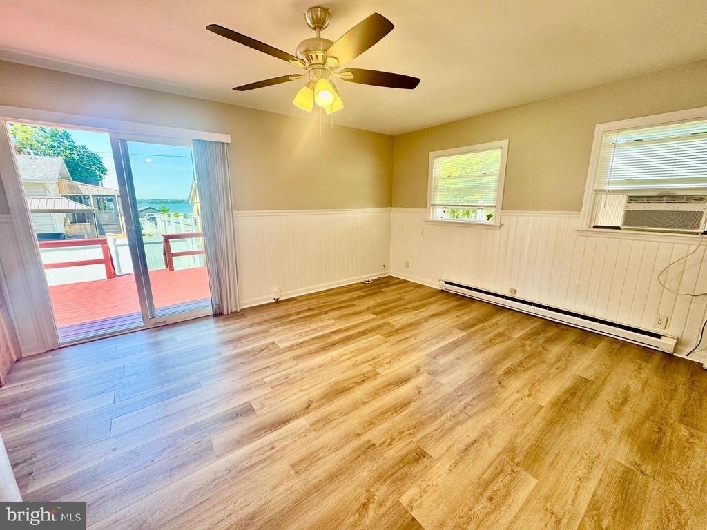 4740 Frederick Avenue - Photo 9