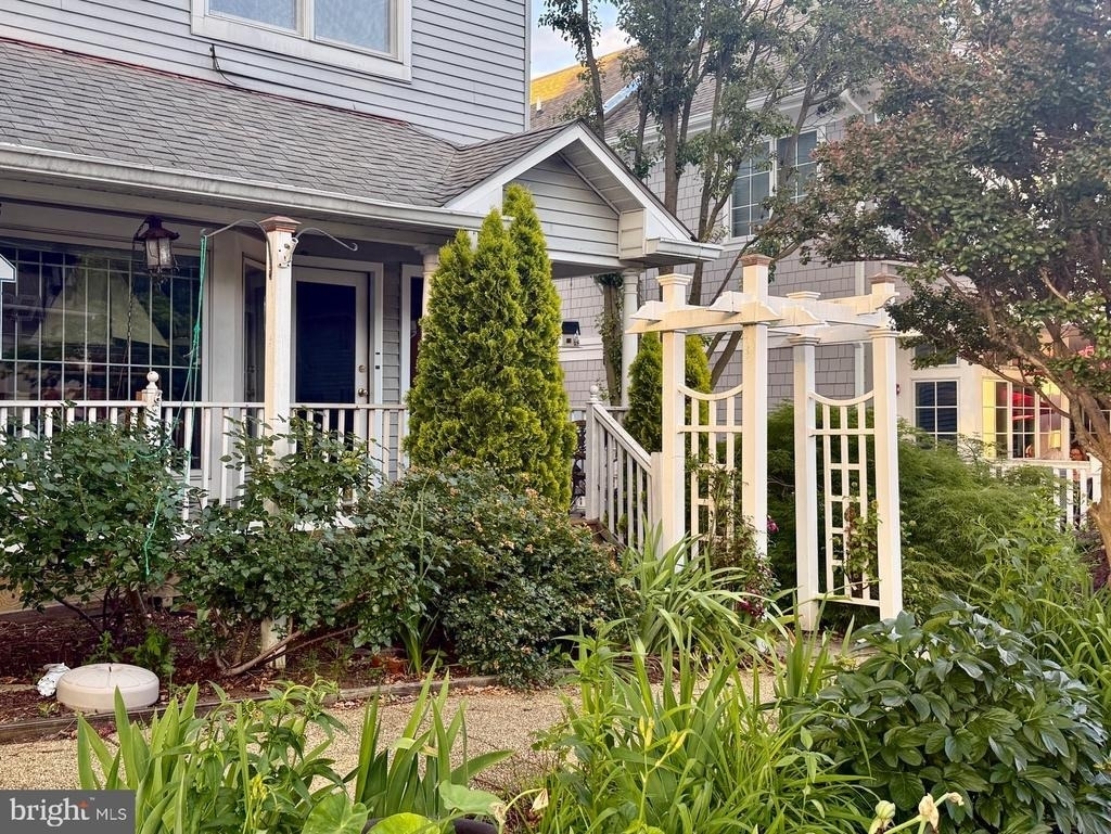 110 Annapolis Street - Photo 0