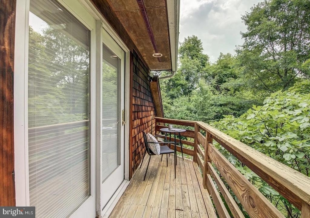 1121 Tyler Avenue - Photo 14