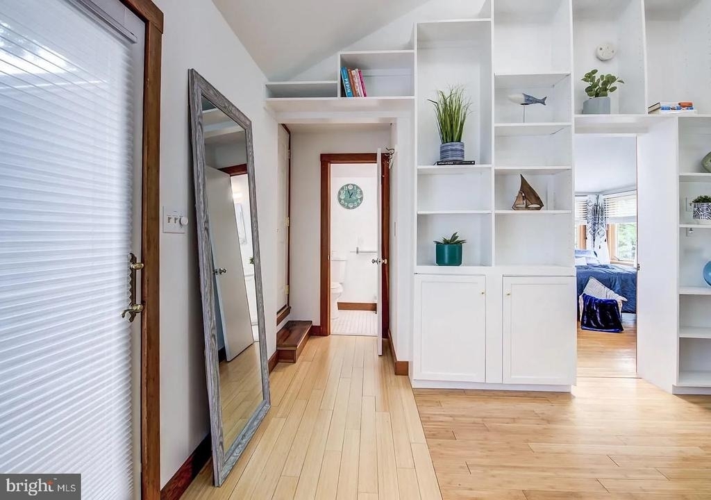 1121 Tyler Avenue - Photo 15