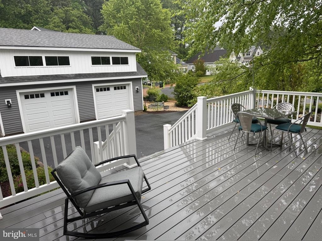307 Valley Road - Photo 2
