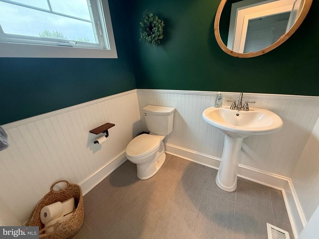 307 Valley Road - Photo 11
