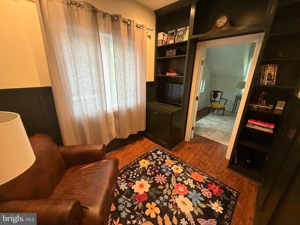 307 Valley Road - Photo 18