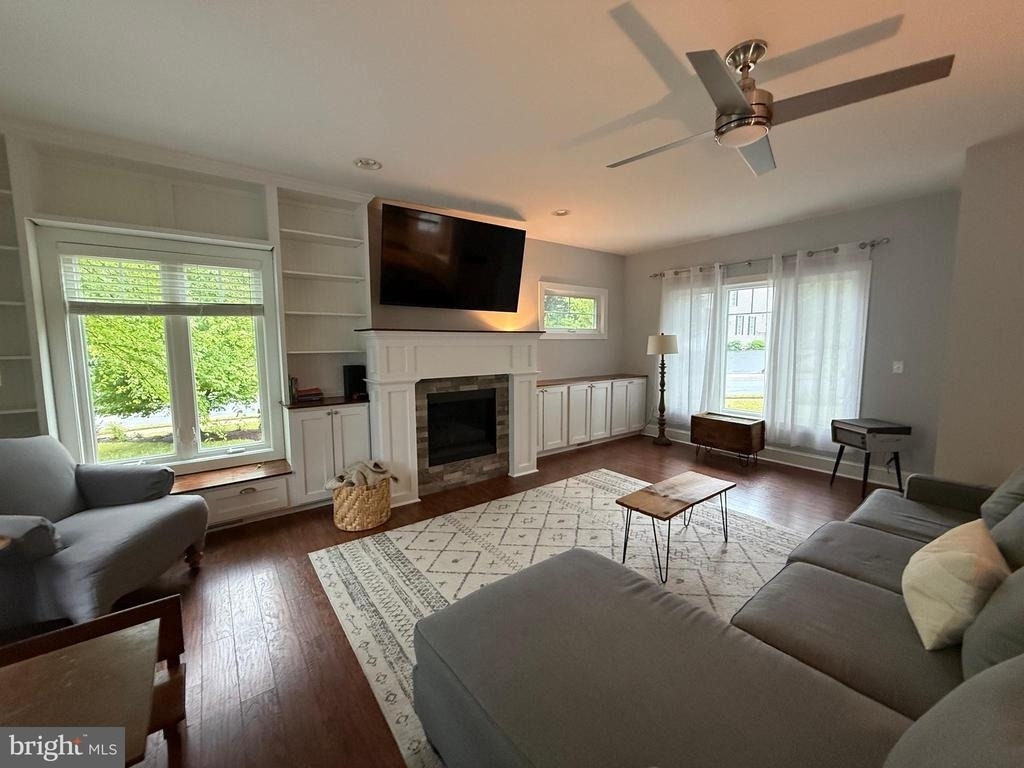 307 Valley Road - Photo 5