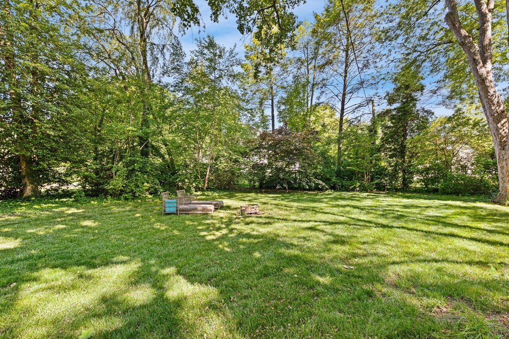 112 W Park Place - Photo 19