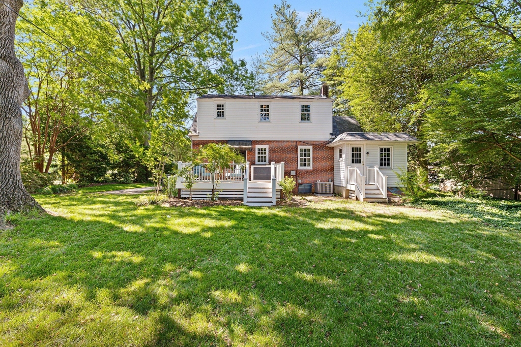 112 W Park Place - Photo 2