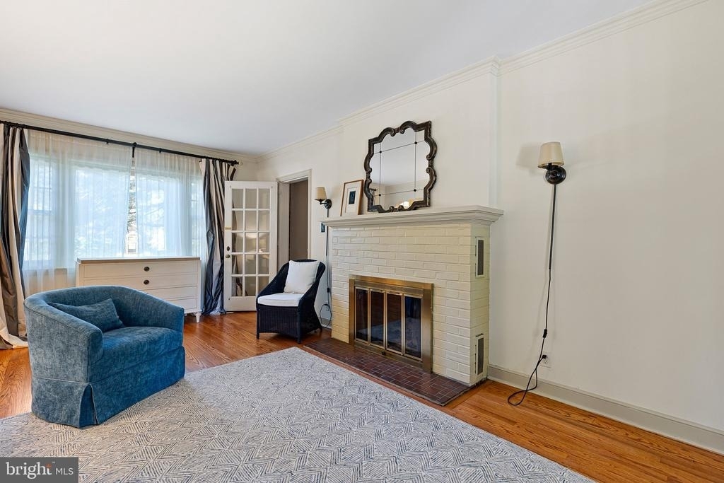 112 W Park Place - Photo 4