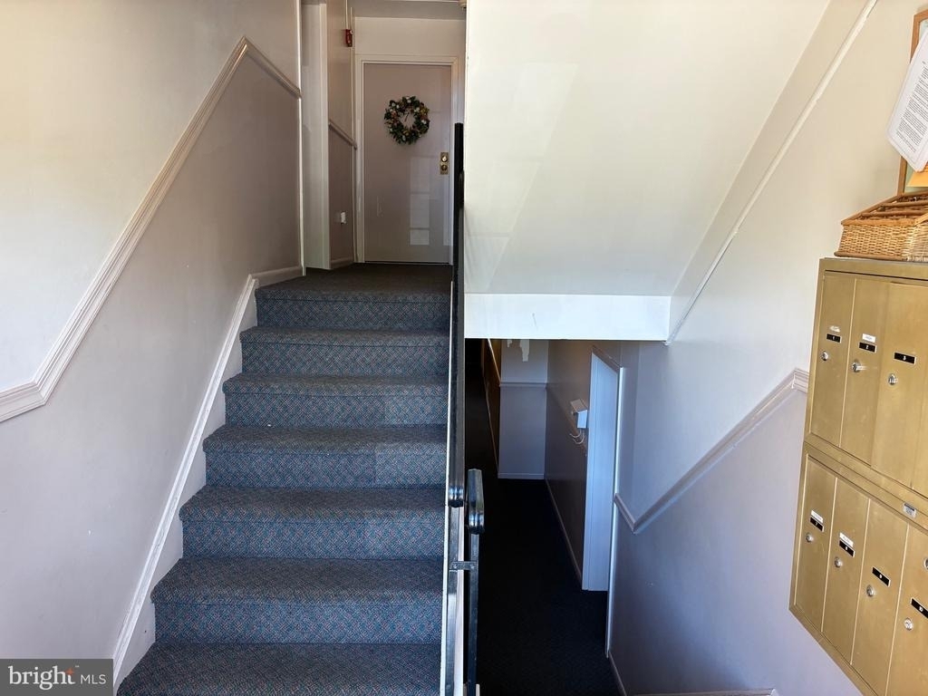 6 Fox Hall - Photo 1