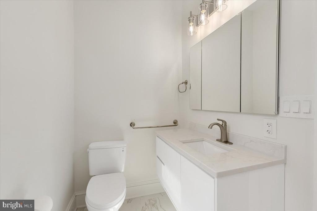2715 13th Street Nw - Photo 31