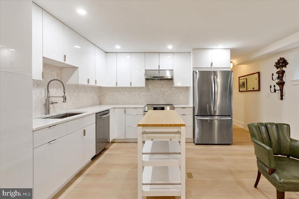 2715 13th Street Nw - Photo 7