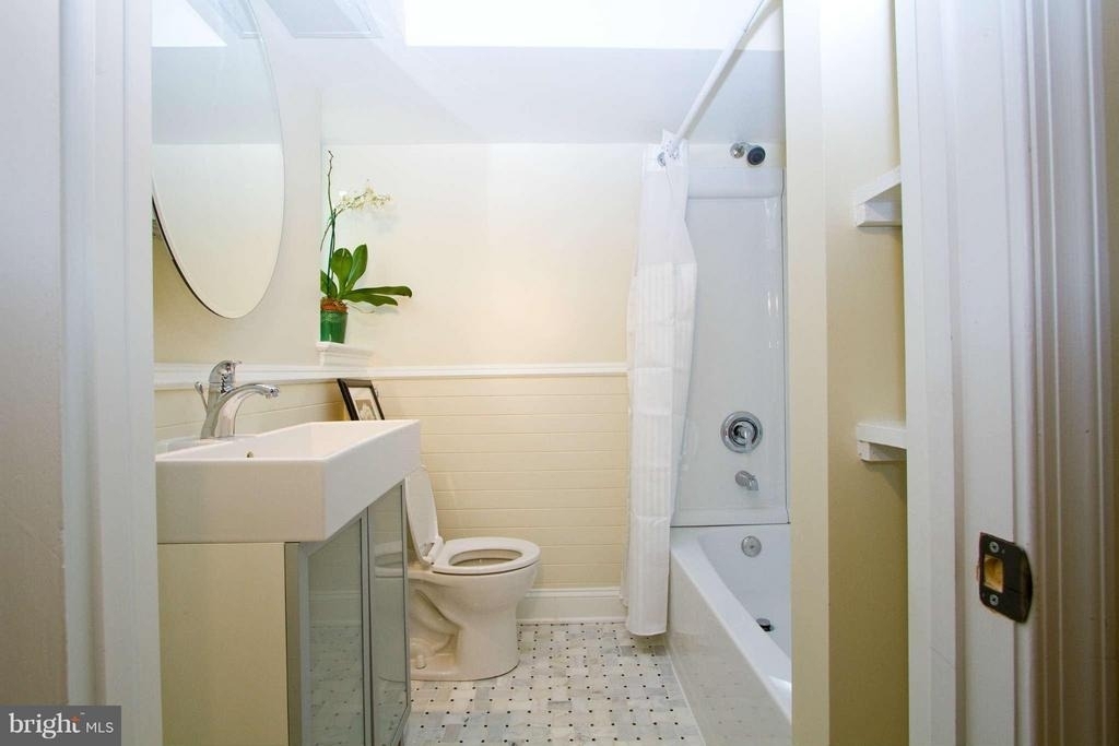 3717 Fordham Road Nw - Photo 15