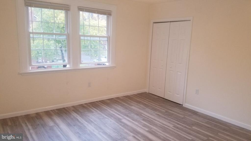4630 Brooks Street Ne - Photo 9