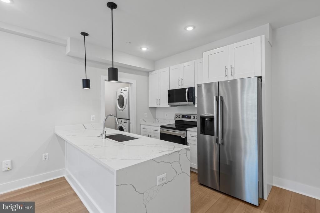 2236 40th Street Nw - Photo 10