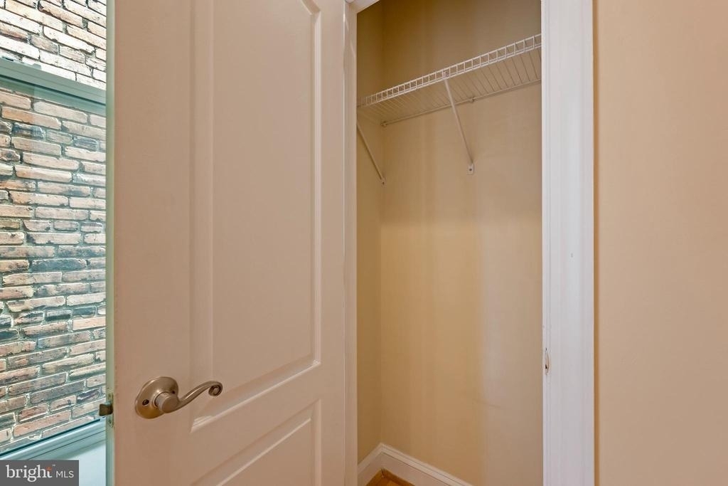 45 R Street Nw - Photo 21