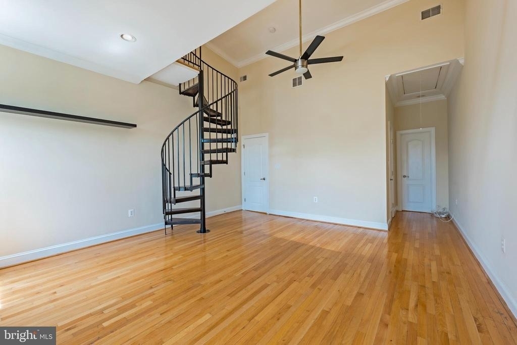 45 R Street Nw - Photo 12